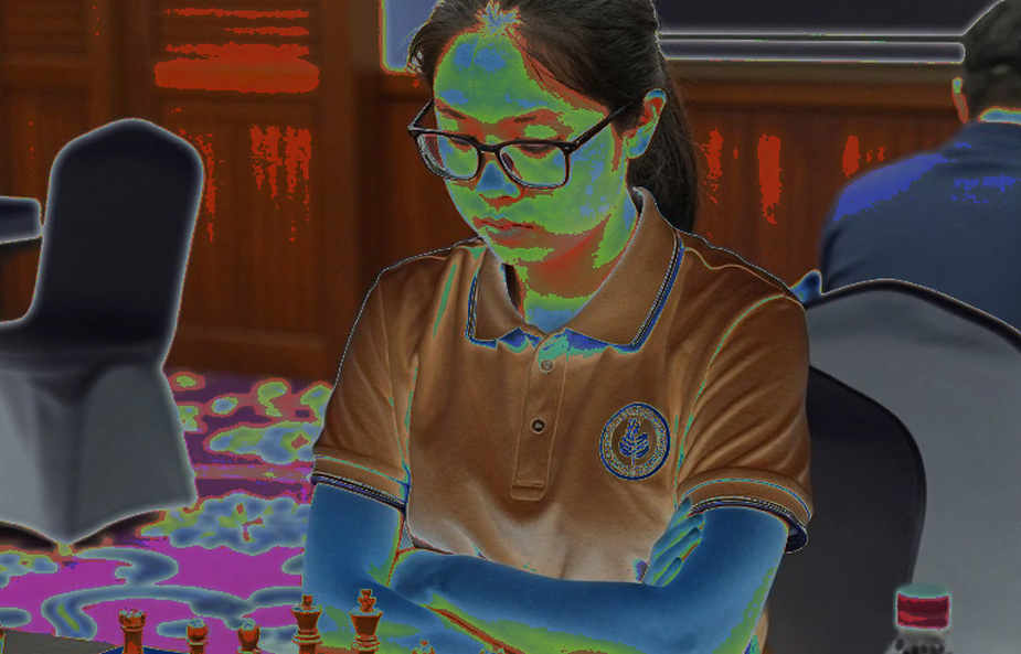 স্ক্যান্ডিনেভিয়ান ডিফেন্সের তলোয়ার: ৬০ মিনিটের প্রতিশ্রুতি আর বোর্ডের আসল হিসাব