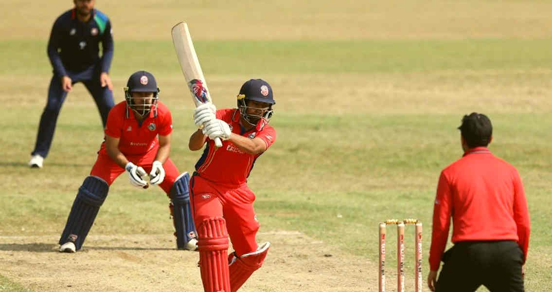 নিলামের দাবা-ঘড়ি আর পাওয়ারপ্লের খাতা: টি-টোয়েন্টি বাজার কেন ভুল পণ্য কিনছে